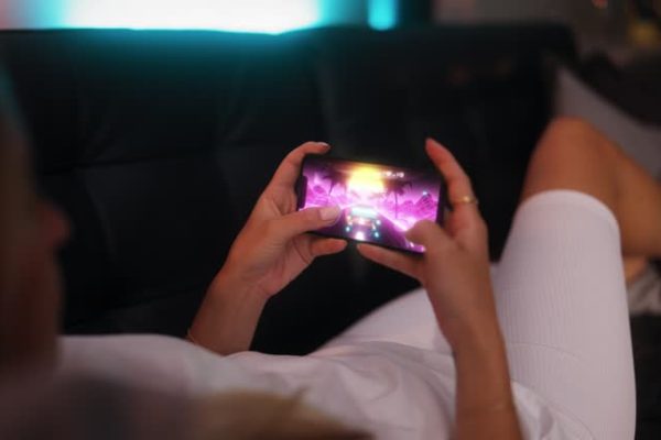 Compete in global events during esports online tournaments